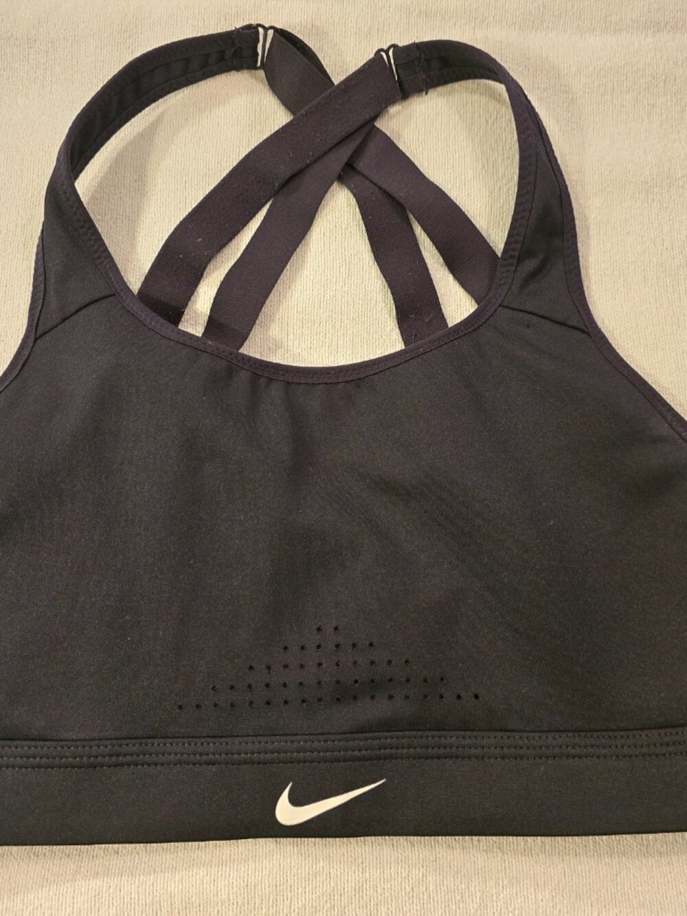 Nike Dri FIT Indy Sports Bra Black Strappy Criss Cross Laser Cut Vent Women Smal